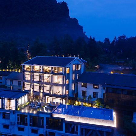 Hilltop House Resort Zhangjiajie Buitenkant foto