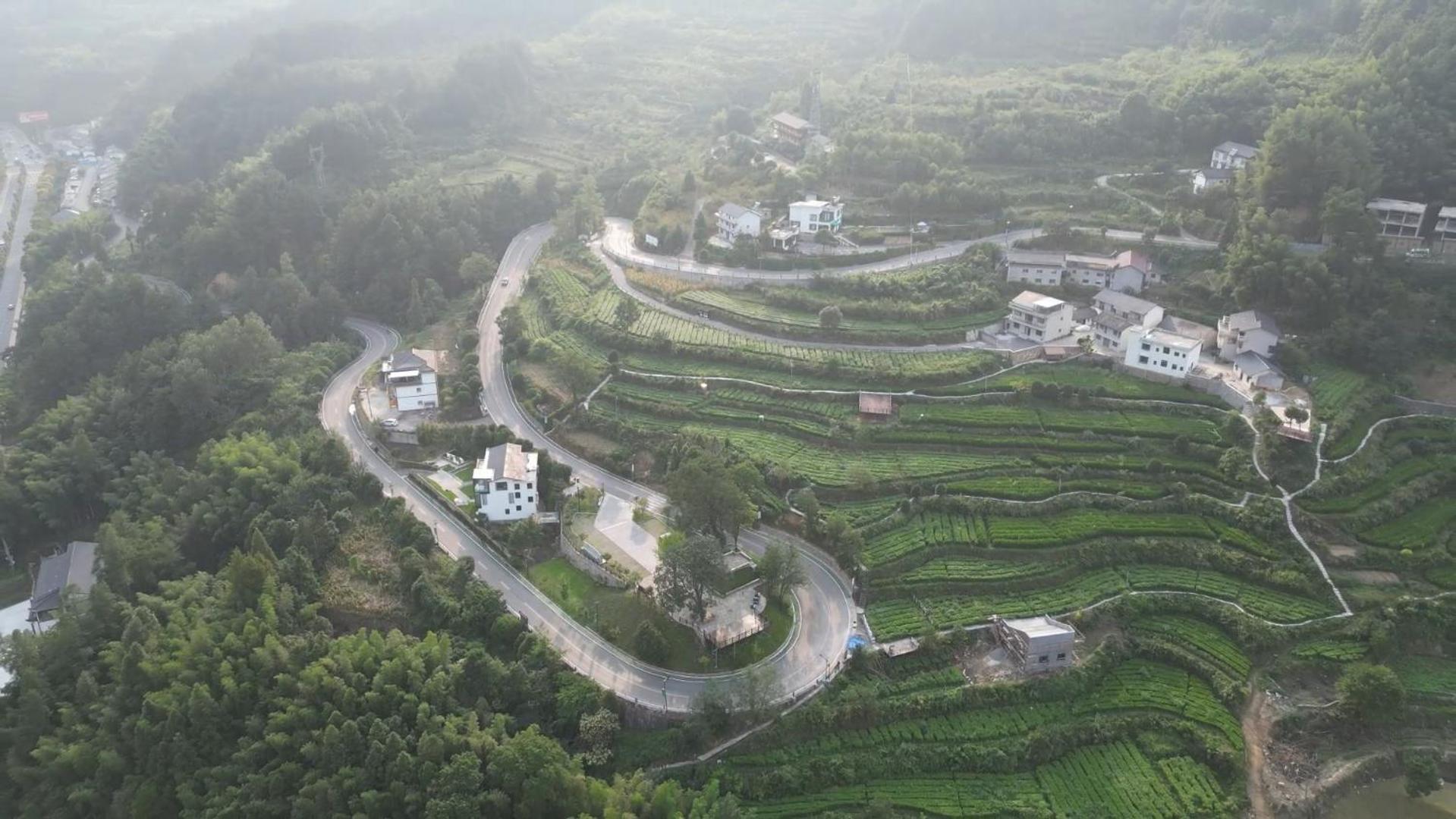 Hilltop House Resort Zhangjiajie Buitenkant foto