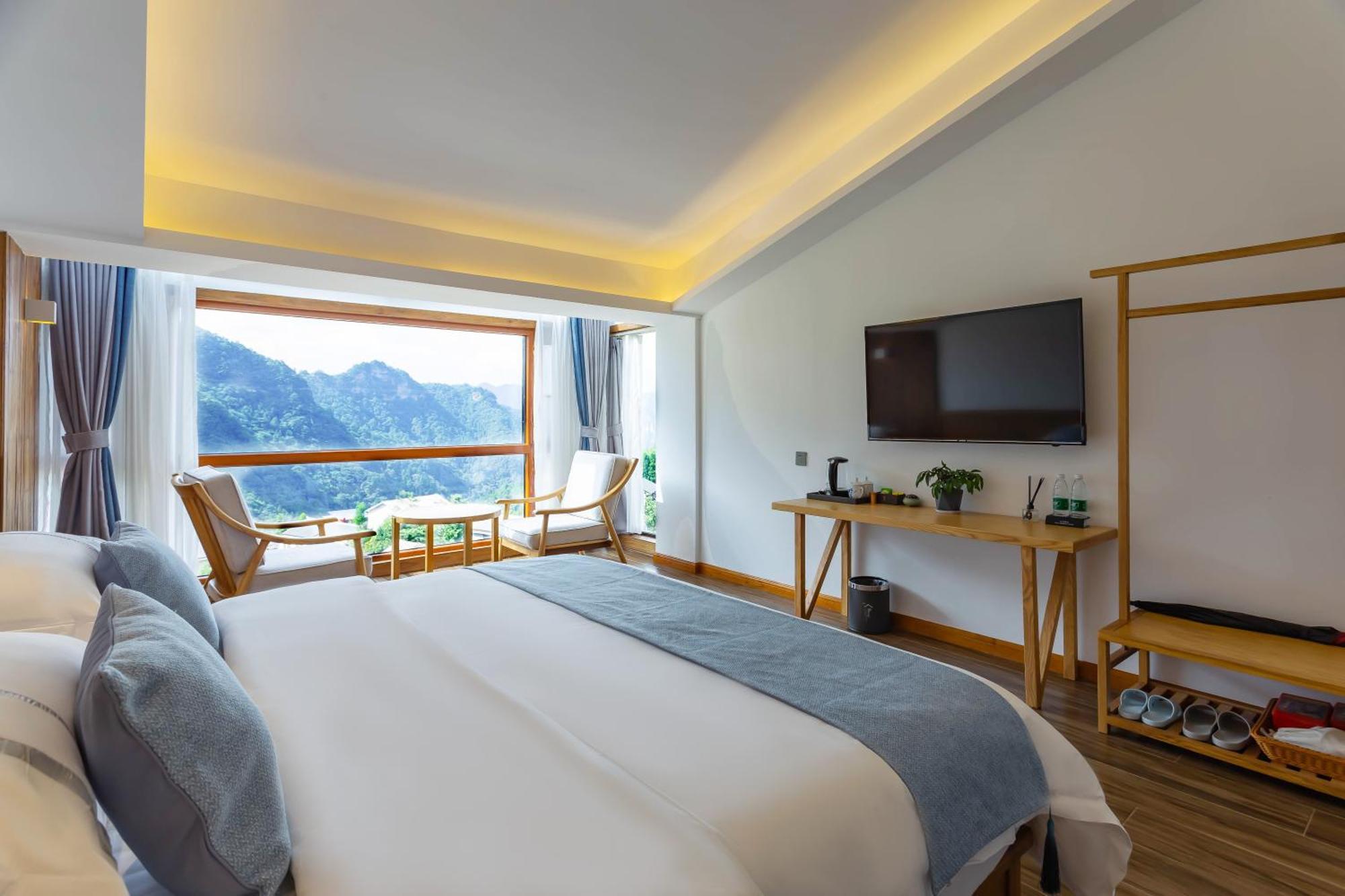 Hilltop House Resort Zhangjiajie Buitenkant foto