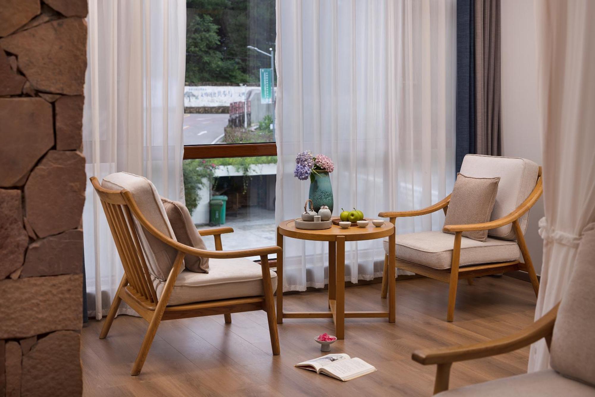 Hilltop House Resort Zhangjiajie Buitenkant foto